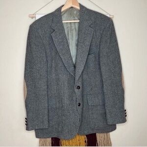 Allyn St. George Wool Herringbone Sports Blazer